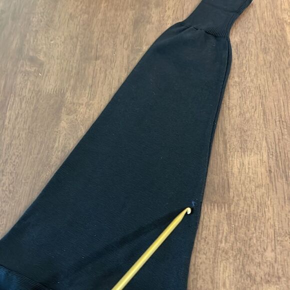 Vintage Escada 100% Wool Sweater Floral Embroidered Germany Designer Size 34 - Picture 7 of 10